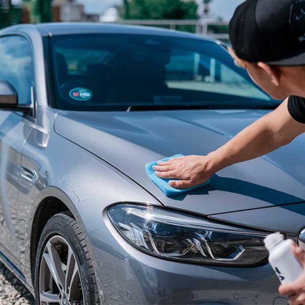 5 Common Myths About Waterless Car Washing Debunked